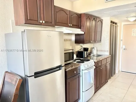 19201 Collins Avenue Sunny Isles Beach FL 33160
