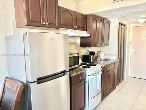 19201 Collins Avenue Sunny Isles Beach FL 33160