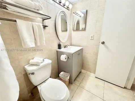 19201 Collins Avenue Sunny Isles Beach FL 33160