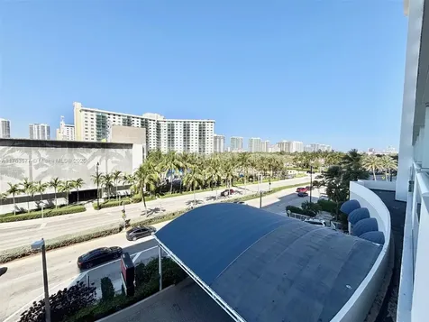 19201 Collins Avenue Sunny Isles Beach FL 33160