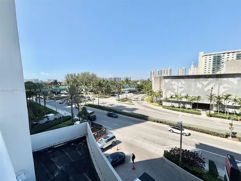 19201 Collins Avenue Sunny Isles Beach FL 33160