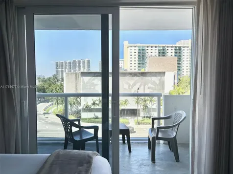 19201 Collins Avenue Sunny Isles Beach FL 33160