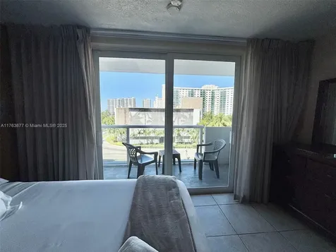 19201 Collins Avenue Sunny Isles Beach FL 33160
