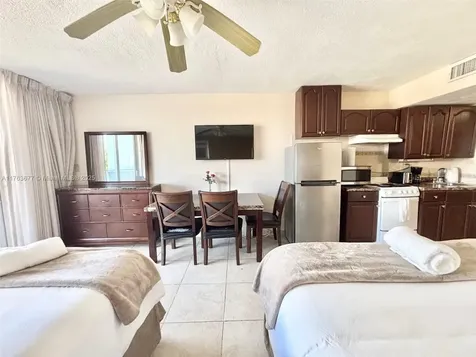 19201 Collins Avenue Sunny Isles Beach FL 33160