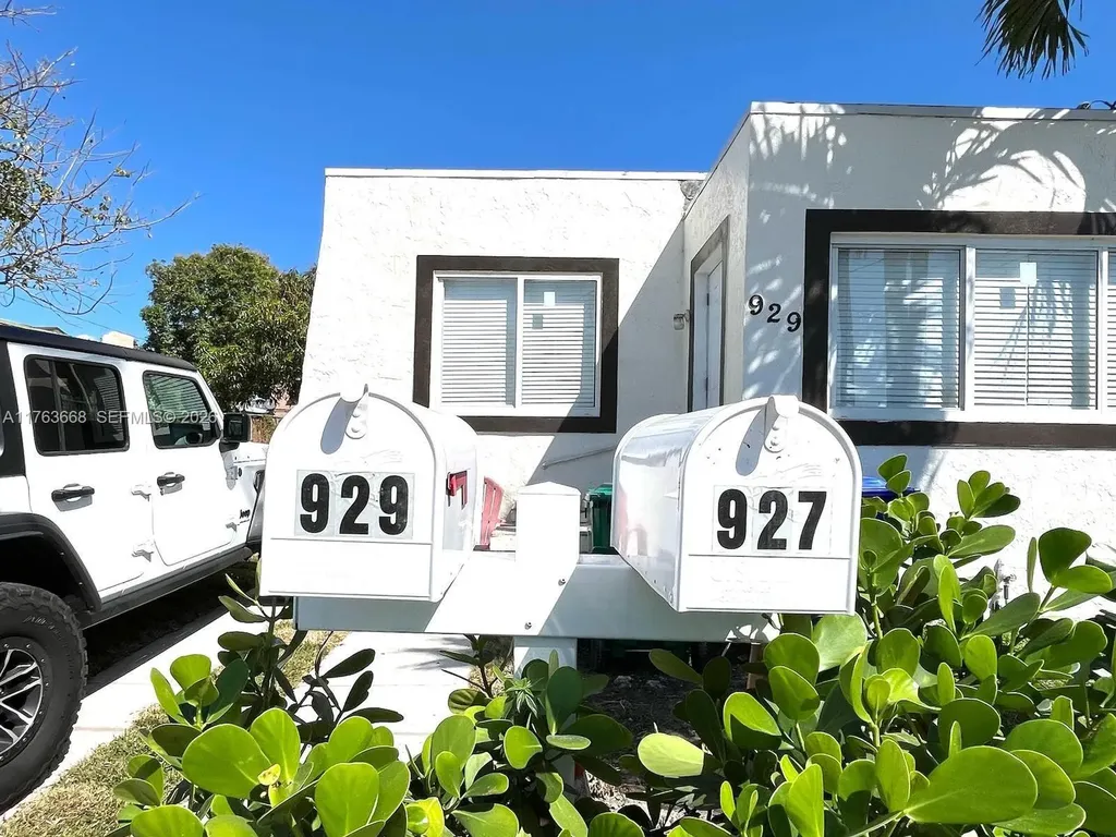 929 SW 12th Avenue Miami FL 33130
