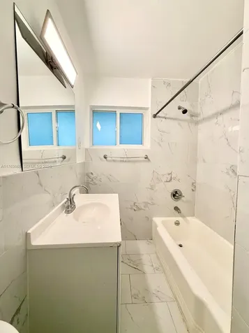 929 SW 12th Avenue Miami FL 33130