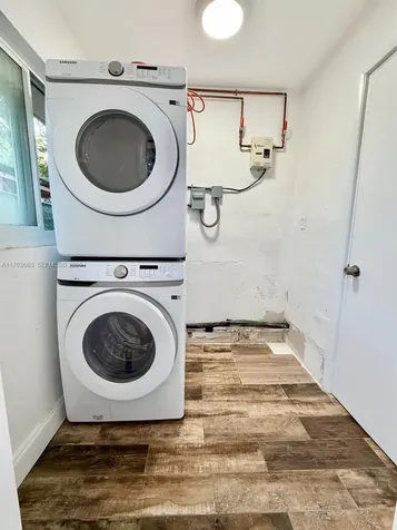 929 SW 12th Avenue Miami FL 33130