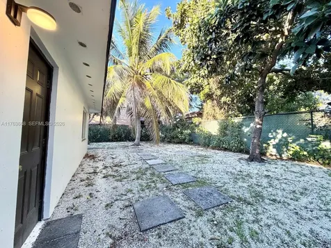 929 SW 12th Avenue Miami FL 33130