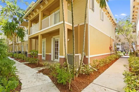4650 SW 75th Way Davie FL 33314