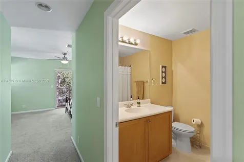 4650 SW 75th Way Davie FL 33314