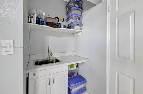 3138 SW 14th Street Fort Lauderdale FL 33312