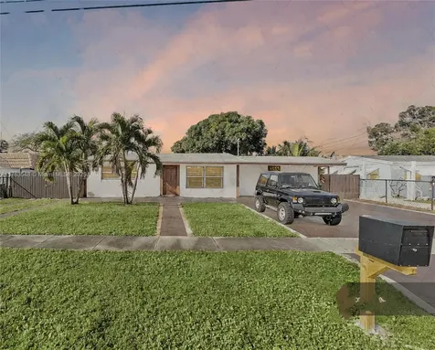 1541 SW 52nd Avenue Plantation FL 33317