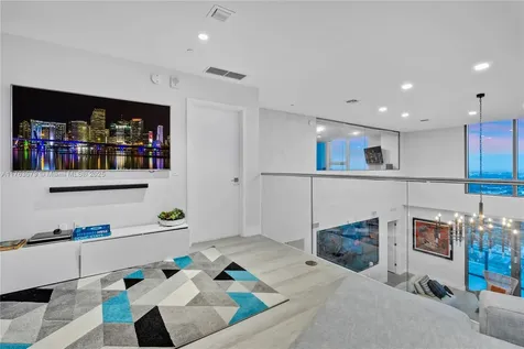 121 NE 34th Street Miami FL 33137