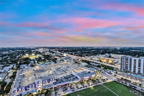 121 NE 34th Street Miami FL 33137