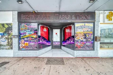 Highly Profitable Restaurant-bar For Sale On 8th Street Miami FL 33144