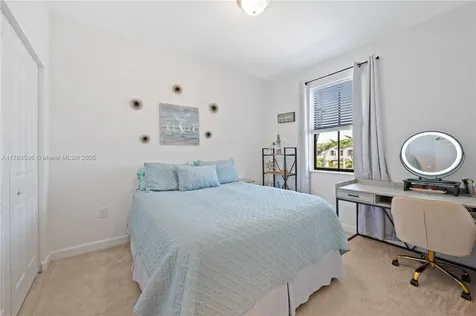 5420 SW 14th Court North Lauderdale FL 33068