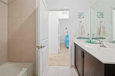 5420 SW 14th Court North Lauderdale FL 33068