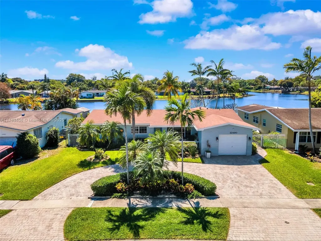 10490 NW 18th Place Pembroke Pines FL 33026