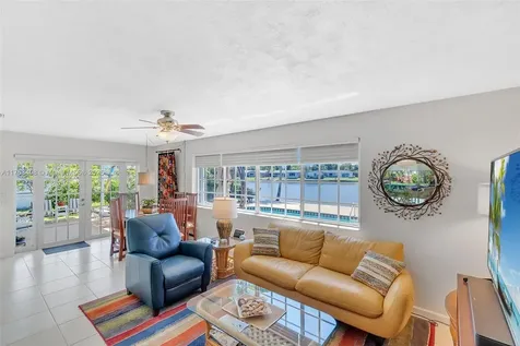 10490 NW 18th Place Pembroke Pines FL 33026