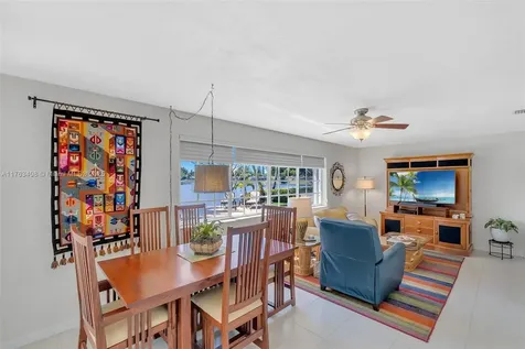 10490 NW 18th Place Pembroke Pines FL 33026