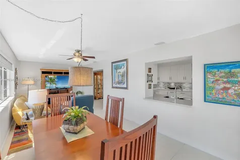 10490 NW 18th Place Pembroke Pines FL 33026