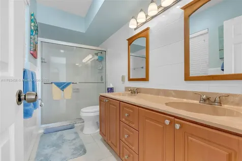 10490 NW 18th Place Pembroke Pines FL 33026