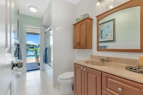 10490 NW 18th Place Pembroke Pines FL 33026