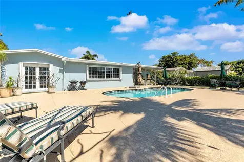 10490 NW 18th Place Pembroke Pines FL 33026