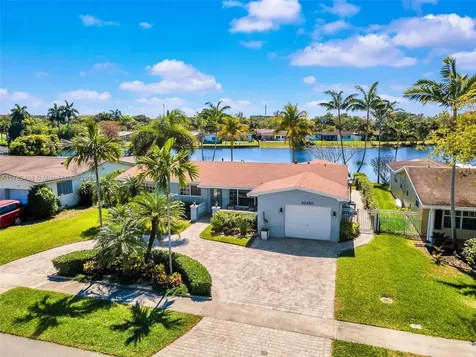 10490 NW 18th Place Pembroke Pines FL 33026