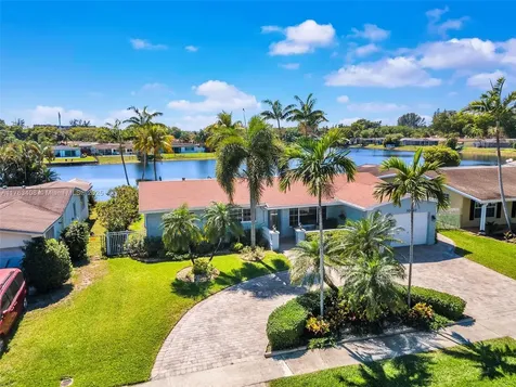 10490 NW 18th Place Pembroke Pines FL 33026