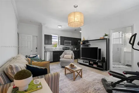 16952 SW 92nd Street Circle Miami FL 33196