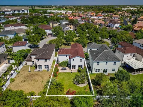 16952 SW 92nd Street Circle Miami FL 33196