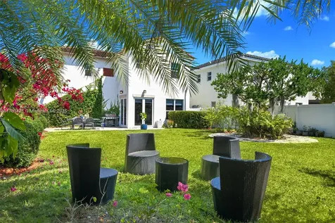 16952 SW 92nd Street Circle Miami FL 33196