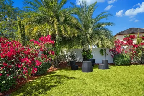 16952 SW 92nd Street Circle Miami FL 33196