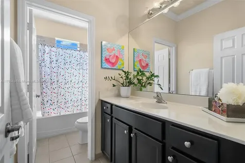 16952 SW 92nd Street Circle Miami FL 33196