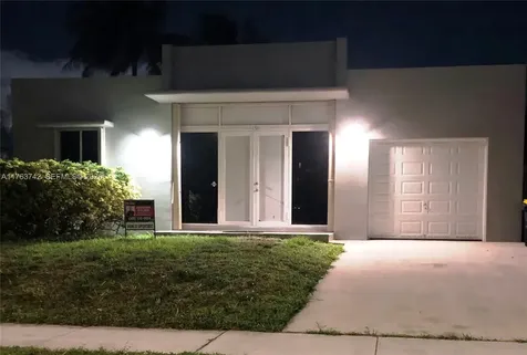 4750 SW 43rd Avenue Dania Beach FL 33314