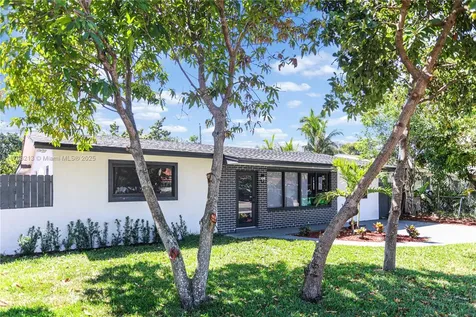 6590 NW 22nd Street Sunrise FL 33313