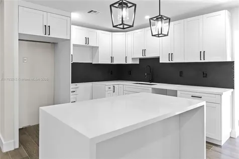 6590 NW 22nd Street Sunrise FL 33313
