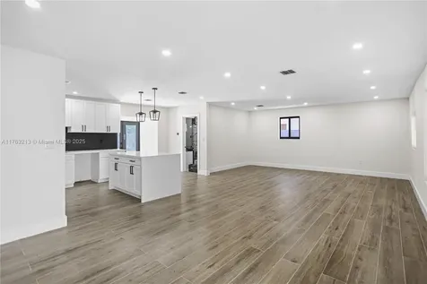 6590 NW 22nd Street Sunrise FL 33313