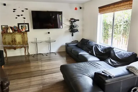 10761 NW 52nd Street Doral FL 33178