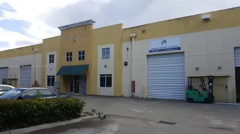 3221 NW 82 Avenue Doral FL 33122
