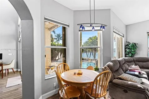 1270 Beacon Circle Wellington FL 33414