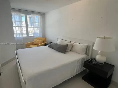100 Lincoln Road Miami Beach FL 33139