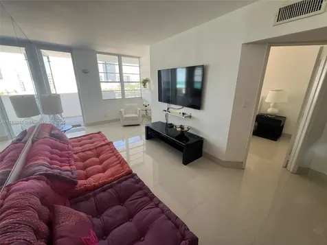 100 Lincoln Road Miami Beach FL 33139