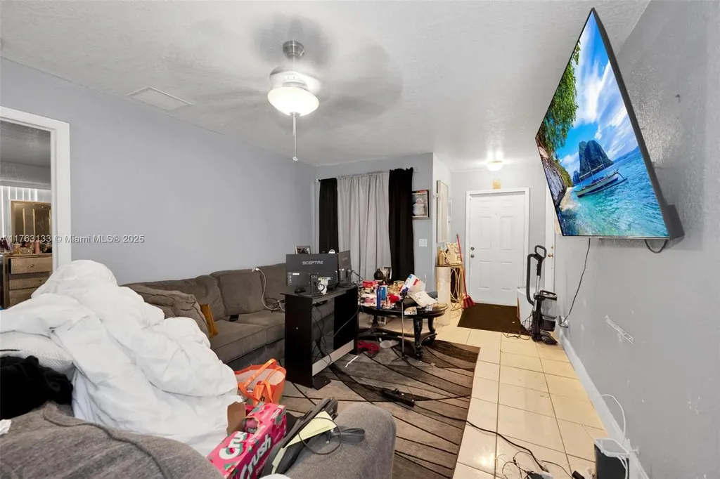 2855 NW 7th Street Fort Lauderdale FL 33311