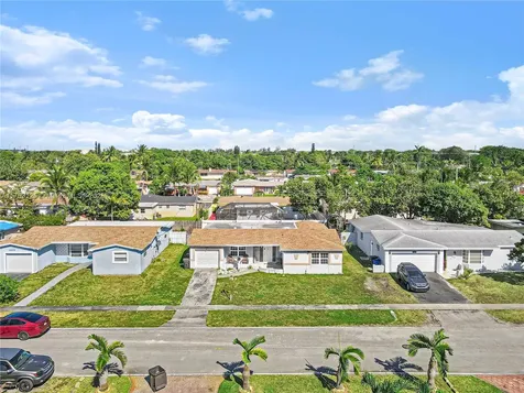 3940 NW 34th Avenue Lauderdale Lakes FL 33309