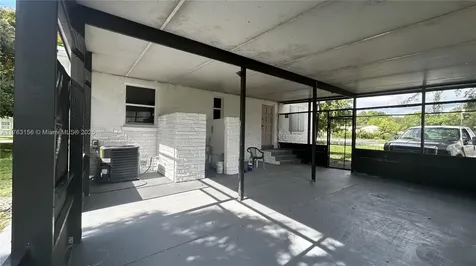 205 Seaman Avenue Opa-Locka FL 33054