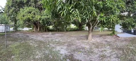 205 Seaman Avenue Opa-Locka FL 33054