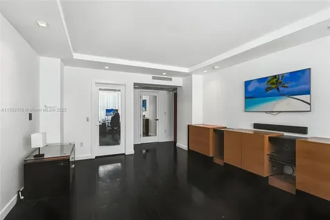 9801 Collins Avenue Bay Harbor Islands FL 33154