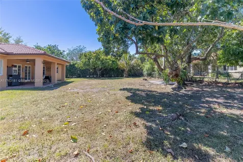 21444 SW 128th Place Miami FL 33177